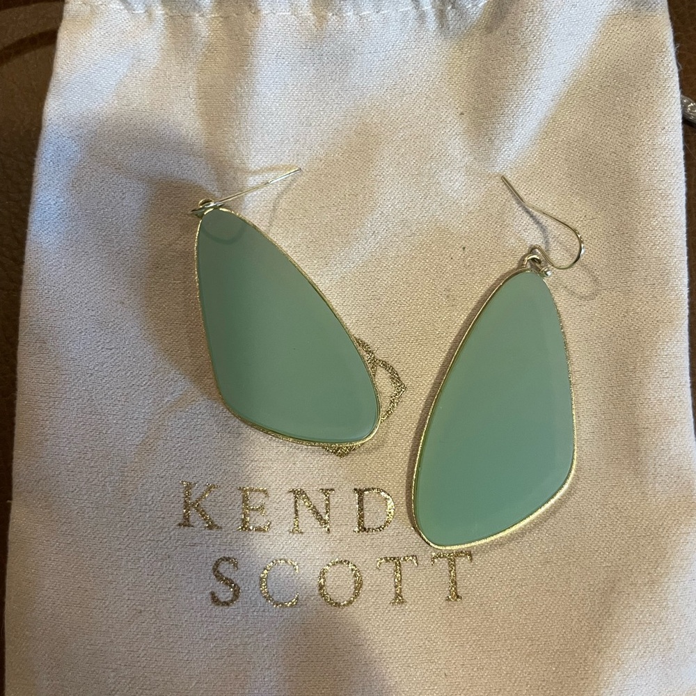 Kendra Scott Mckenna Earrings